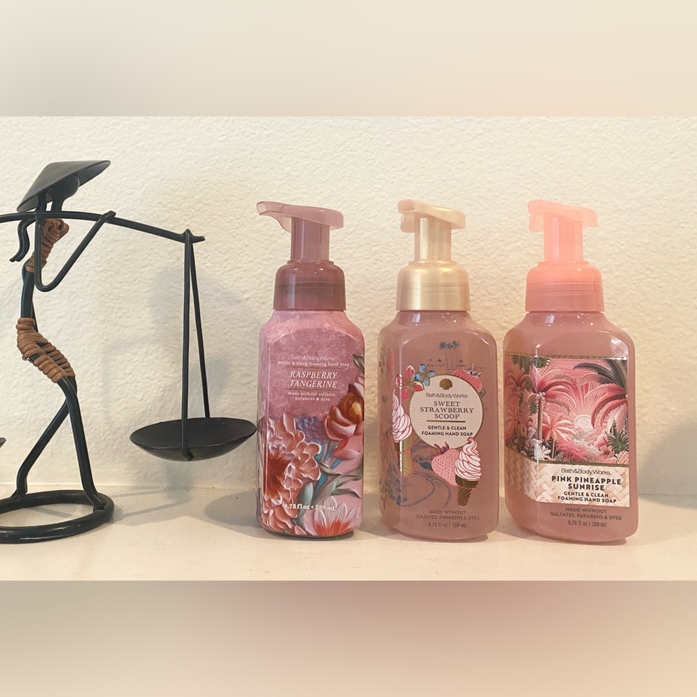 Bath & Body Works Floral Foaming Hand Soap